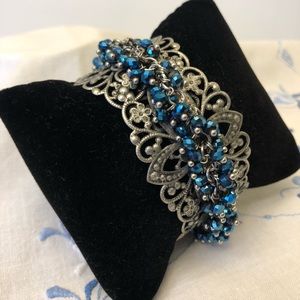 Beautiful Silver and blue beaded bracelet.
